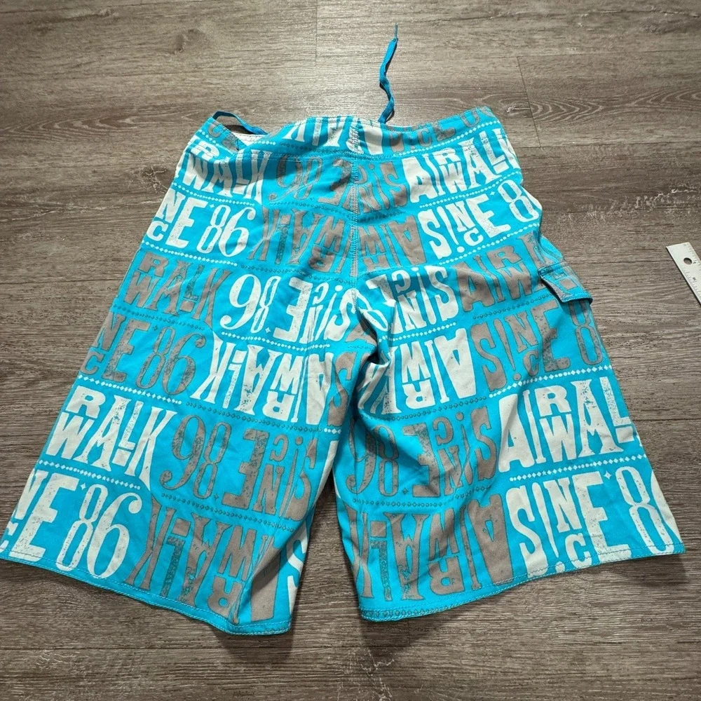 Airwalk socialflare curated
